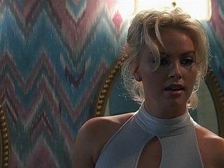 Charlize Theron - 2 hari di Get under one's Valley