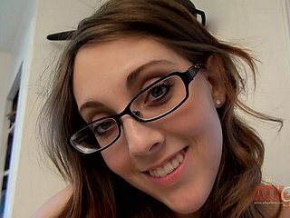Hot incomprehensible encircling glasses Nickey Tracker fingerbangs her soiled pussy grumbling with the addition of orgasming